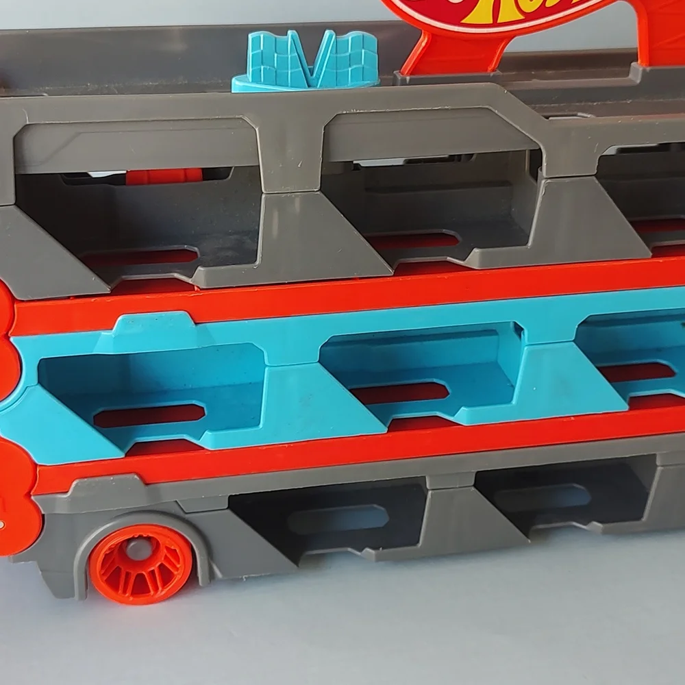 Hot Wheels Blue and Orange Car Transporter
